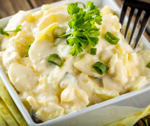 Hagymás-majonézes krumplisaláta recept