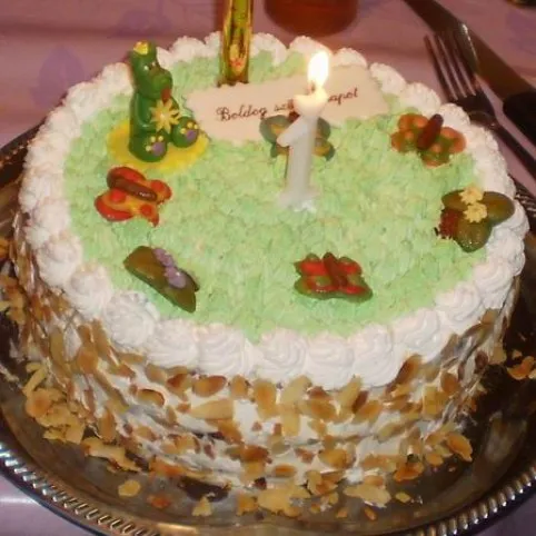 Meggyes-banános torta recept