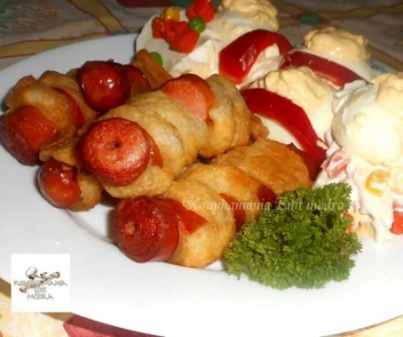 Leveles tésztában sült virsli kaszinótojással recept