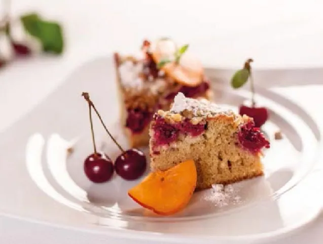 Meggyes-diós kevert piskóta recept