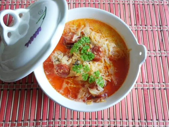 Tejfölös kapros káposztaleves - Mindmegette Villámverseny recept