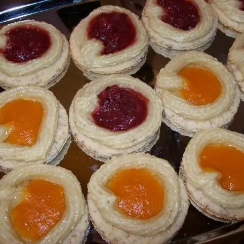 Marcipános-lekváros szemek recept