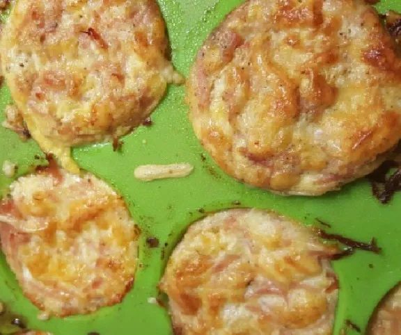Sonkás rántotta muffinformában sütve recept