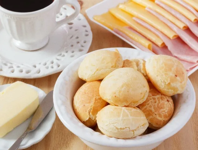 Brazil sajtos zsemle - Pão de queijo (gluténmentes) recept