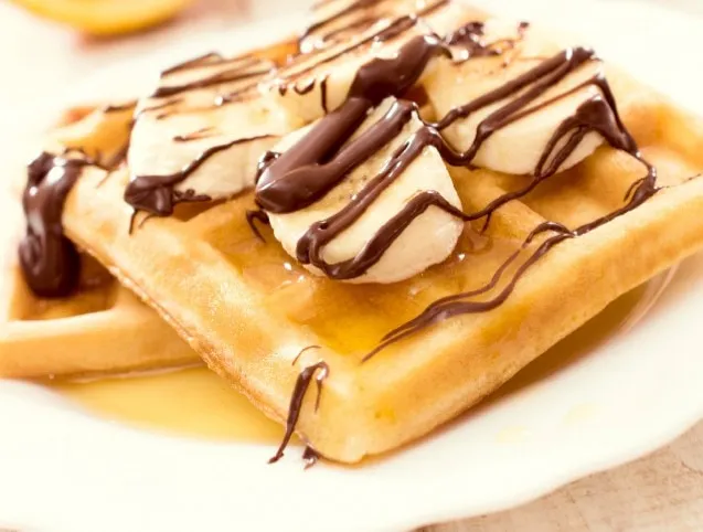 Banános gofri csokiöntettel recept