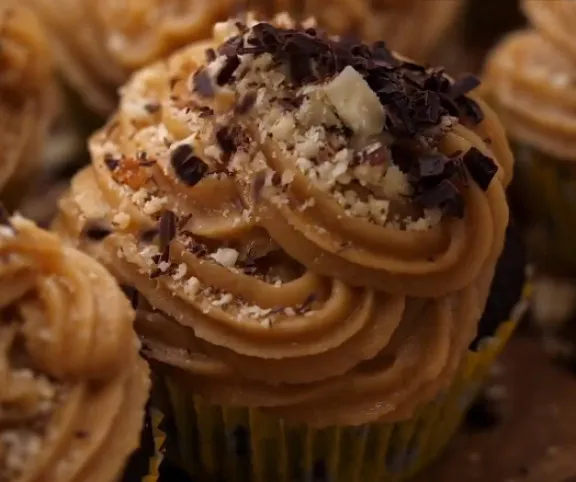 Mogyoróvajas muffin (tojás- és tejmentes recept) recept