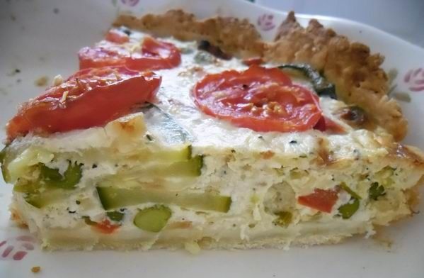 Amilyen bonyolultnak tűnik, olyan egyszerű és finom a zöldségtorta vagy quiche