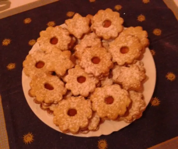 Omlós diós linzer recept