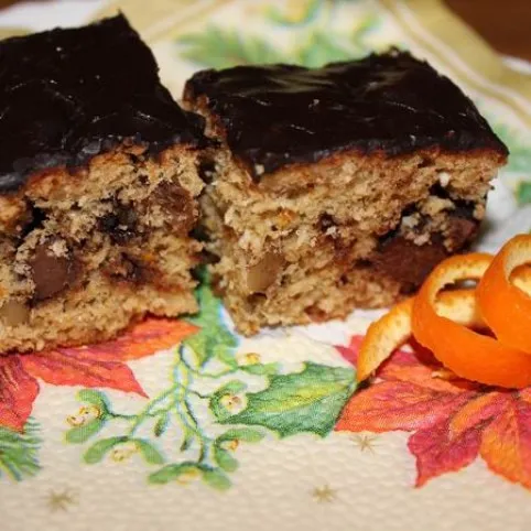 Fűszeres diós-csokis süti recept