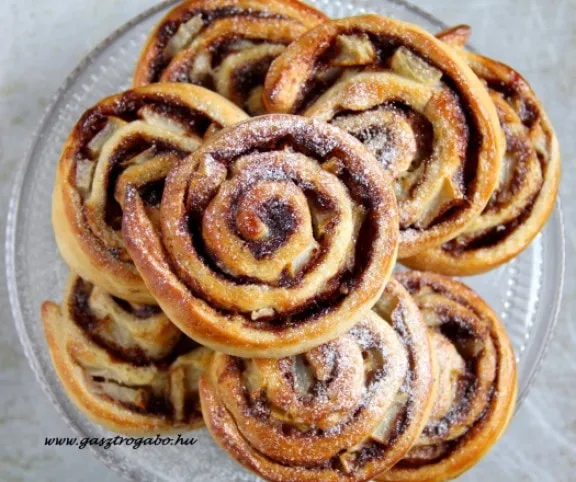 Fahéjas-körtés csiga recept