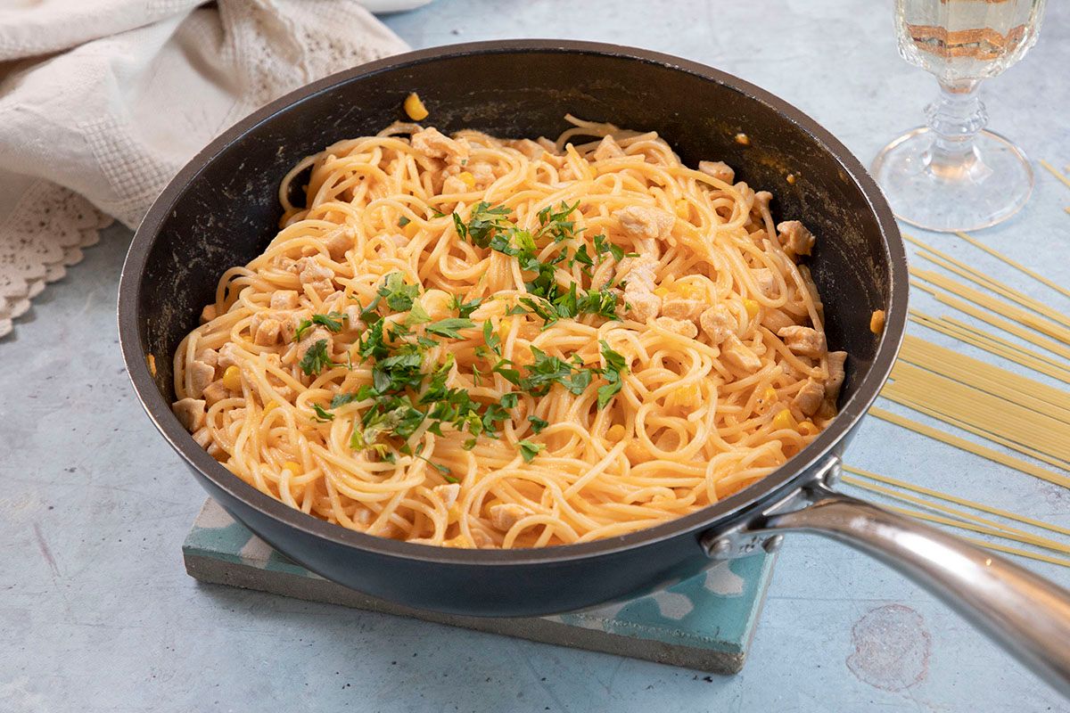 Nincs kedved az egész estét a tűzhely mellett tölteni? Akkor a modenai spagetti egy igazi főnyeremény /Fotó: Mindemegette.hu