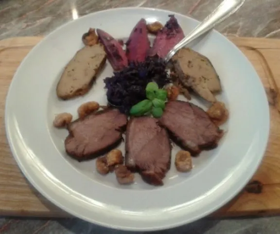 Sült libamell és libamáj birsalmás párolt káposztával recept