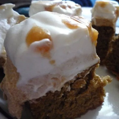 Karamellás-tejszínes szelet recept