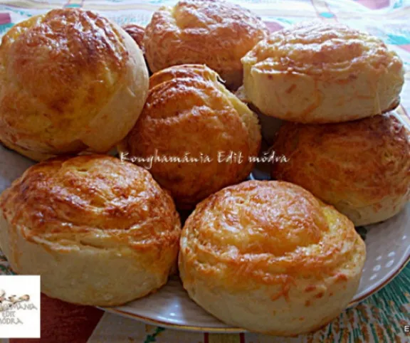 Duplán sajtos csiga recept