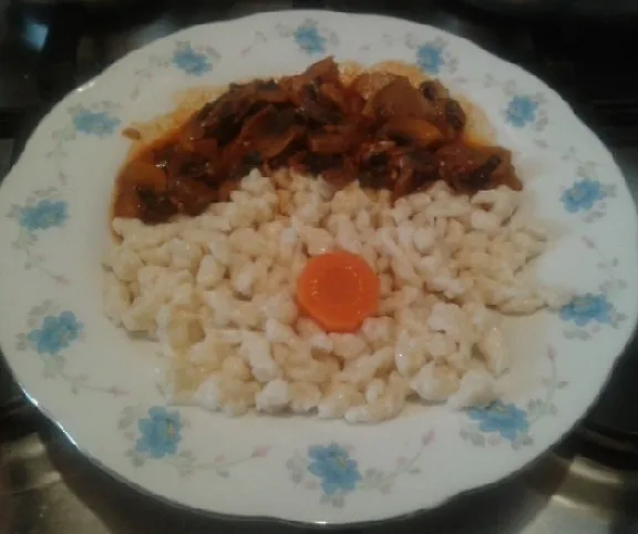 Hagyományos gombapörkölt nokedlivel recept