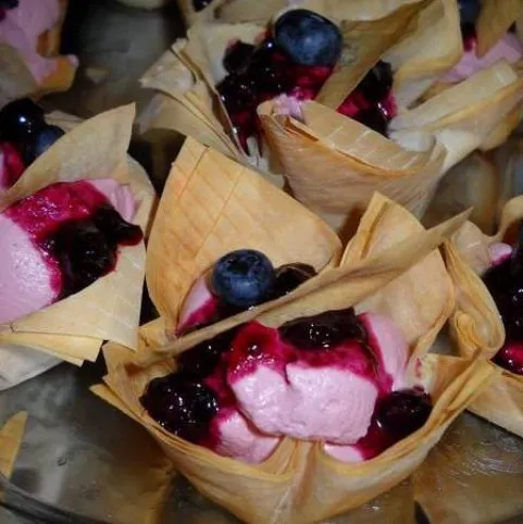 Áfonyás réteskosárka recept
