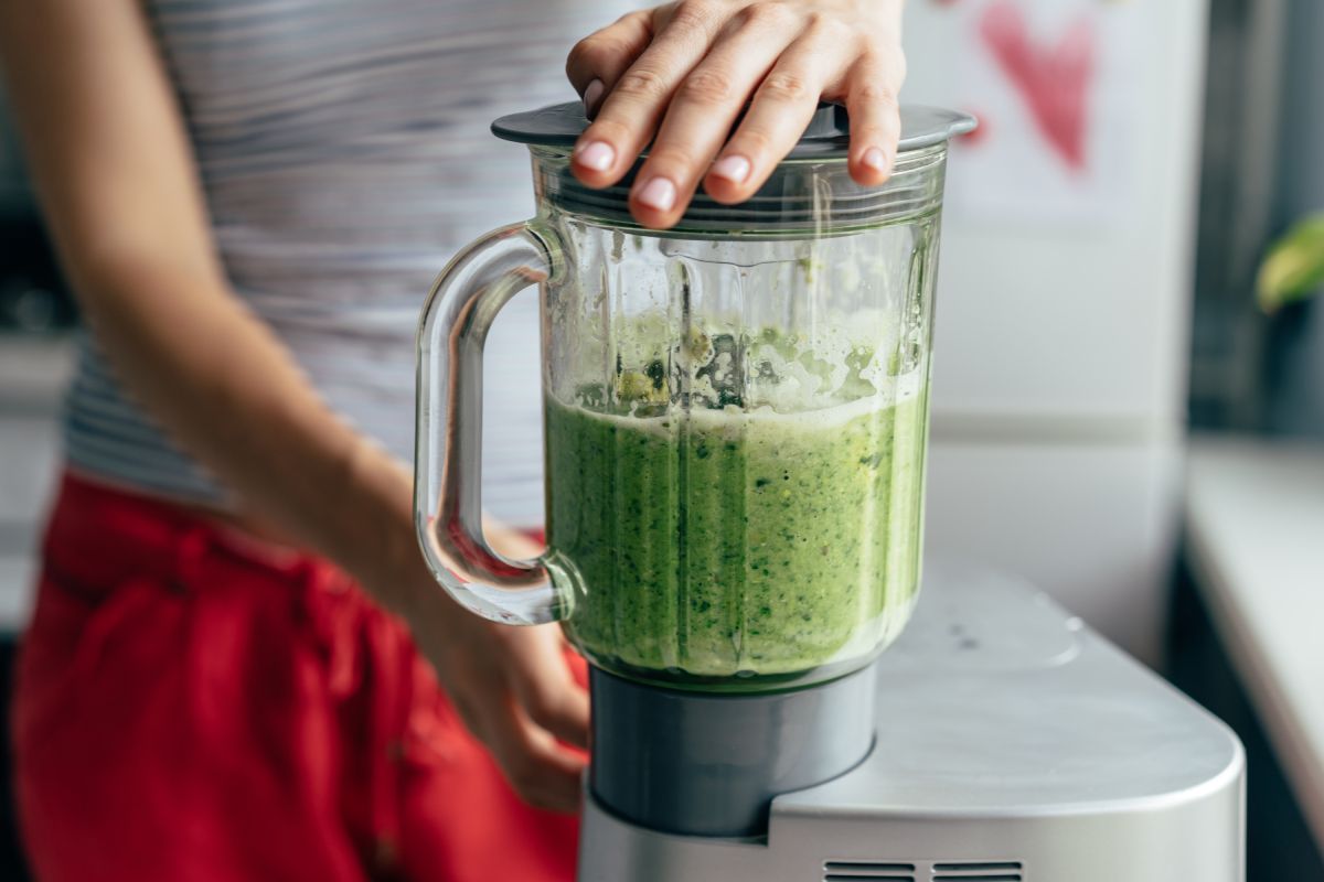 A turmixgépet és botmixert minél hamarabb célszerű kitakarítani a használata után / Fotó: Shutterstock