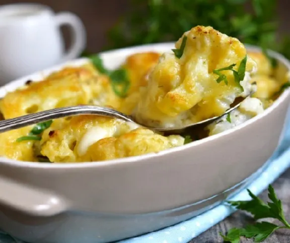 Csőben sült karfiol tejszínes petrezselyemmártással recept