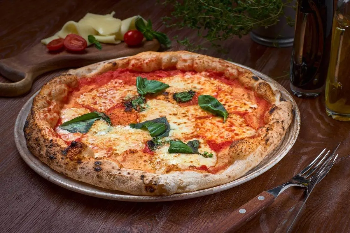 Olaszországban az egyik legkedveltebb pizzafajta a Margherita (Fotó: Shutterstock)