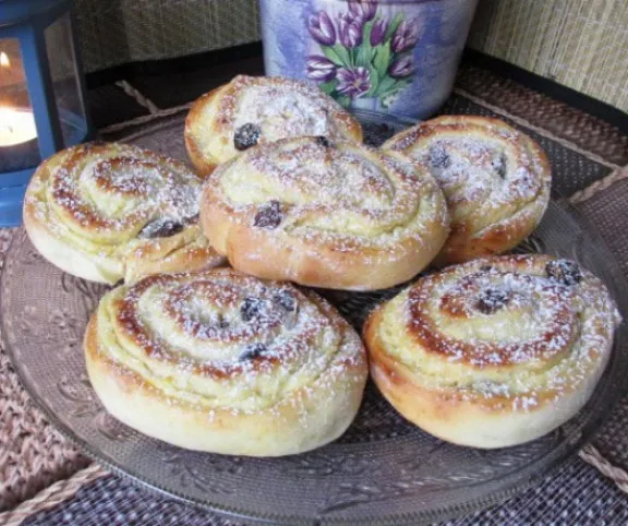 Egyszerű pudingos-túrós csiga recept