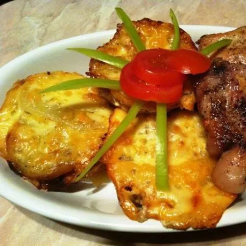 Sárgarépás-sajtos sült burgonya recept