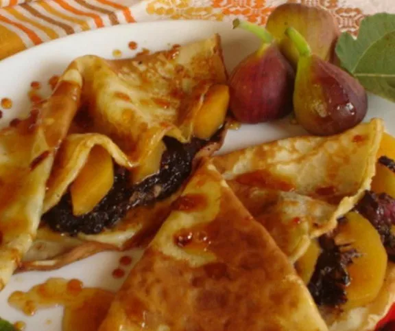 Marcipános mákos-gyümölcsös palacsinta recept