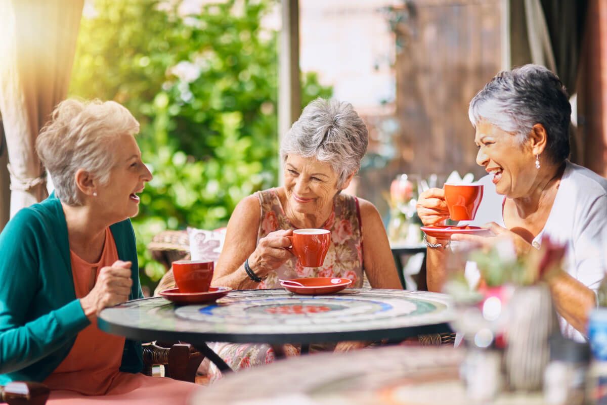 Egyes ételek és italok túlzott fogyasztása öregebbnek mutathat, mint ahány évesek vagyunk valójában (Fotó: Shutterstock)