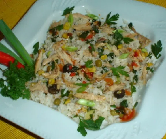 Rizses tonhalsaláta recept