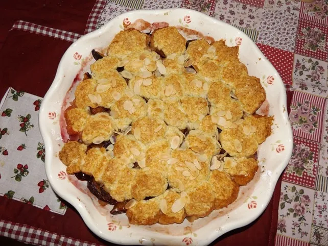 Fahéjas-szilvás cobbler recept