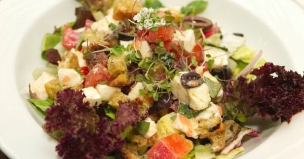 Panzanella, a kenyérsaláta