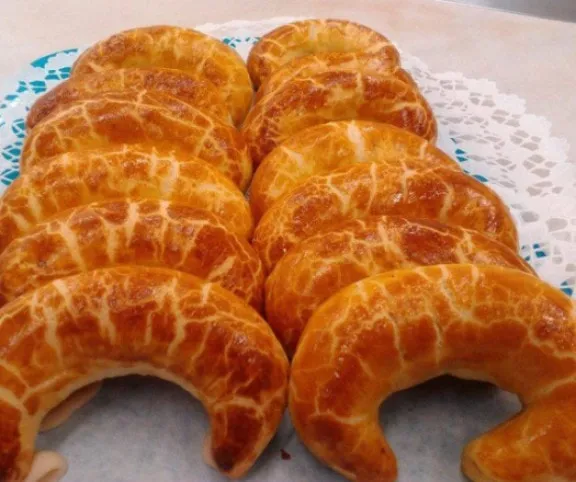 Mákos és diós pozsonyi kifli recept