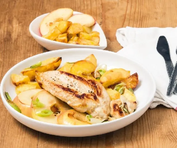 Csirkemellfilé balzsamos almával recept