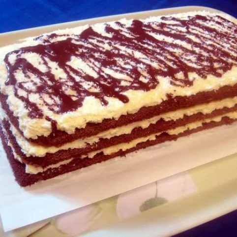 Kókuszkrémes piskótatorta recept