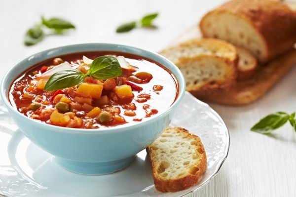 Szezonálisan variálható zöldségekből sokféleképp készülhet gazdag minestrone