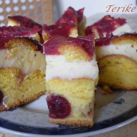 Krémes meggyes sütemény recept