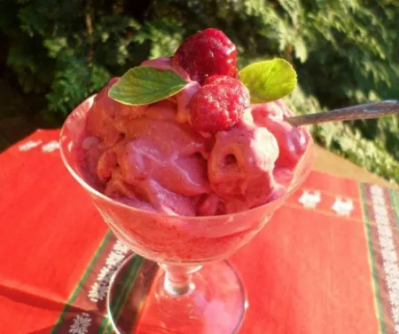 Villámgyors málnafagyi recept