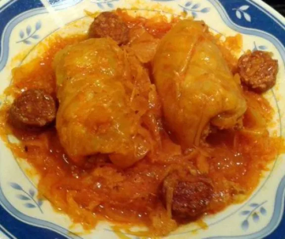 Csomboros töltött káposzta recept