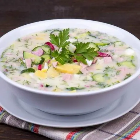 Krumplis-tejfölös uborkaleves (okroshka) recept