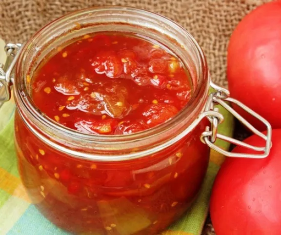 Pikáns paradicsomos csatni recept