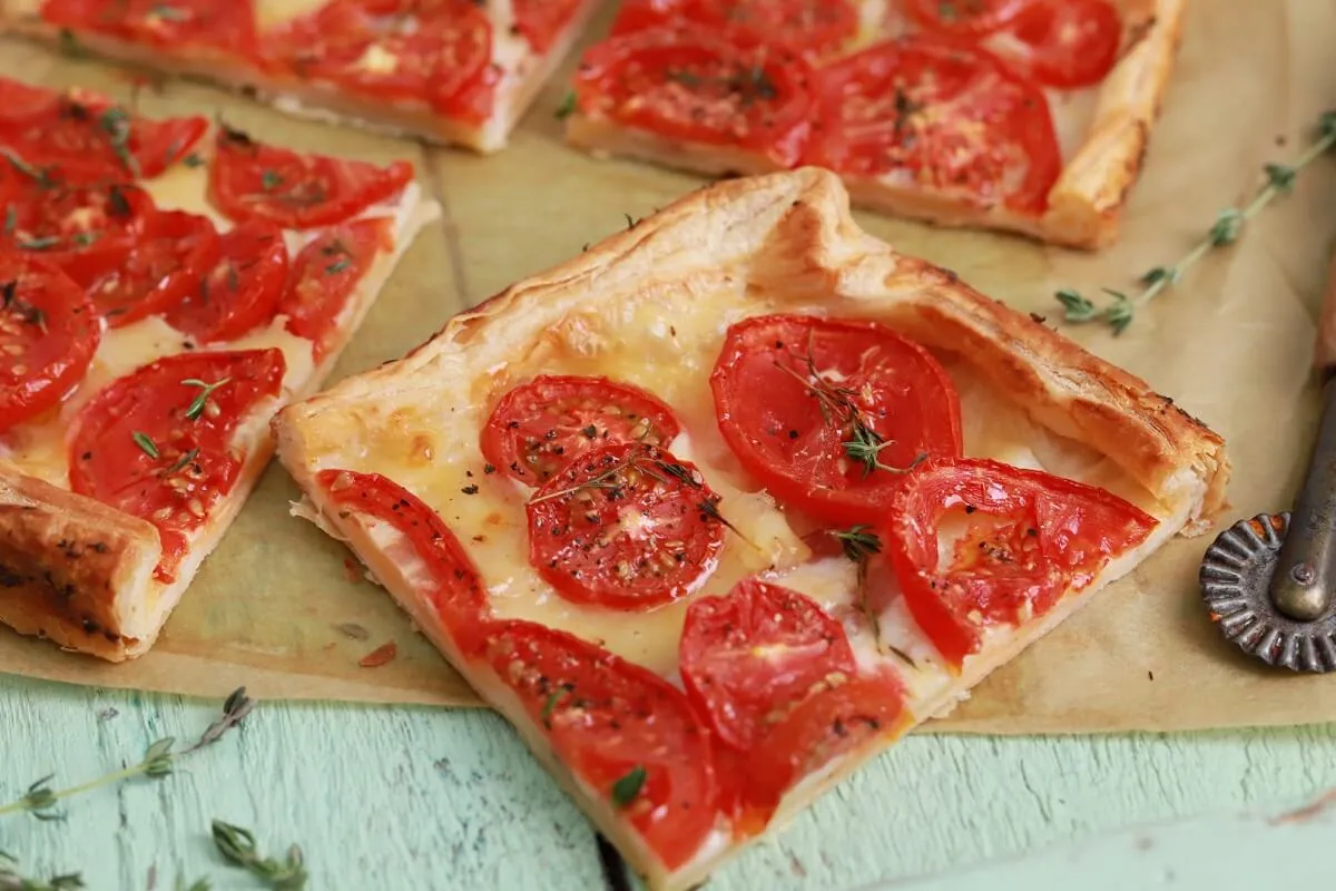 Paradicsomos tart leveles tésztából recept