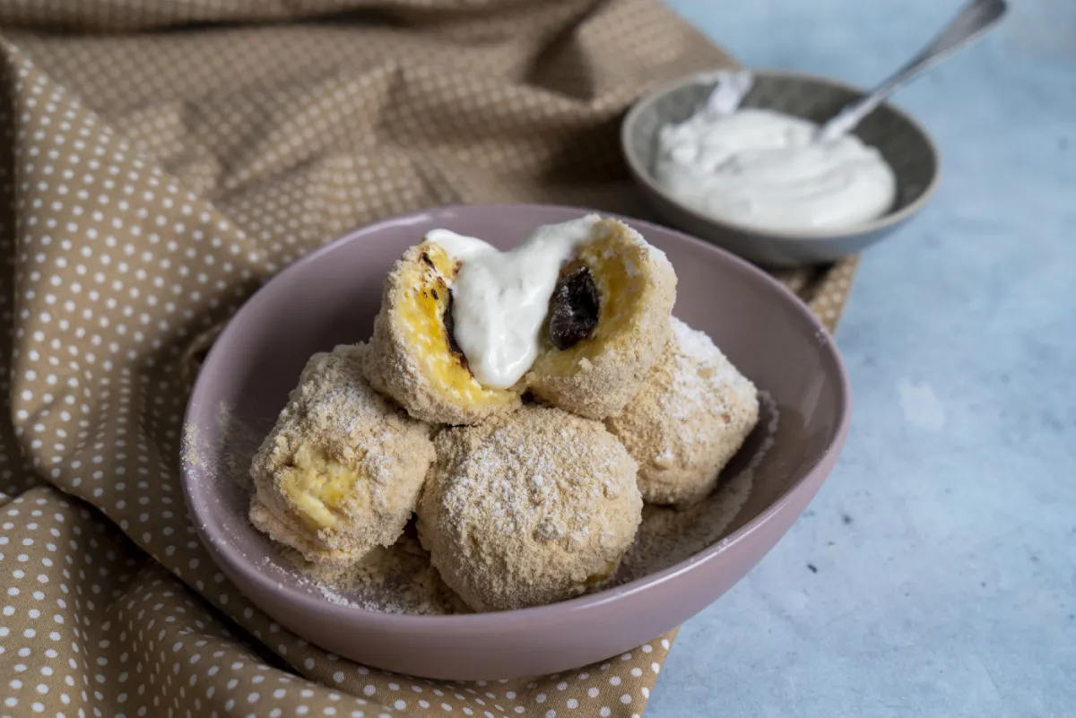 Túró Rudi-gombóc (csokis túrógombóc) recept