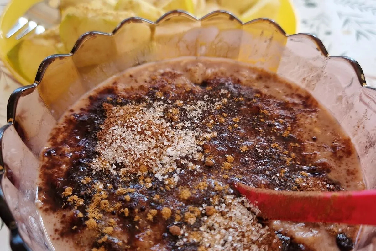 Kakaós zabkása mazsolával recept