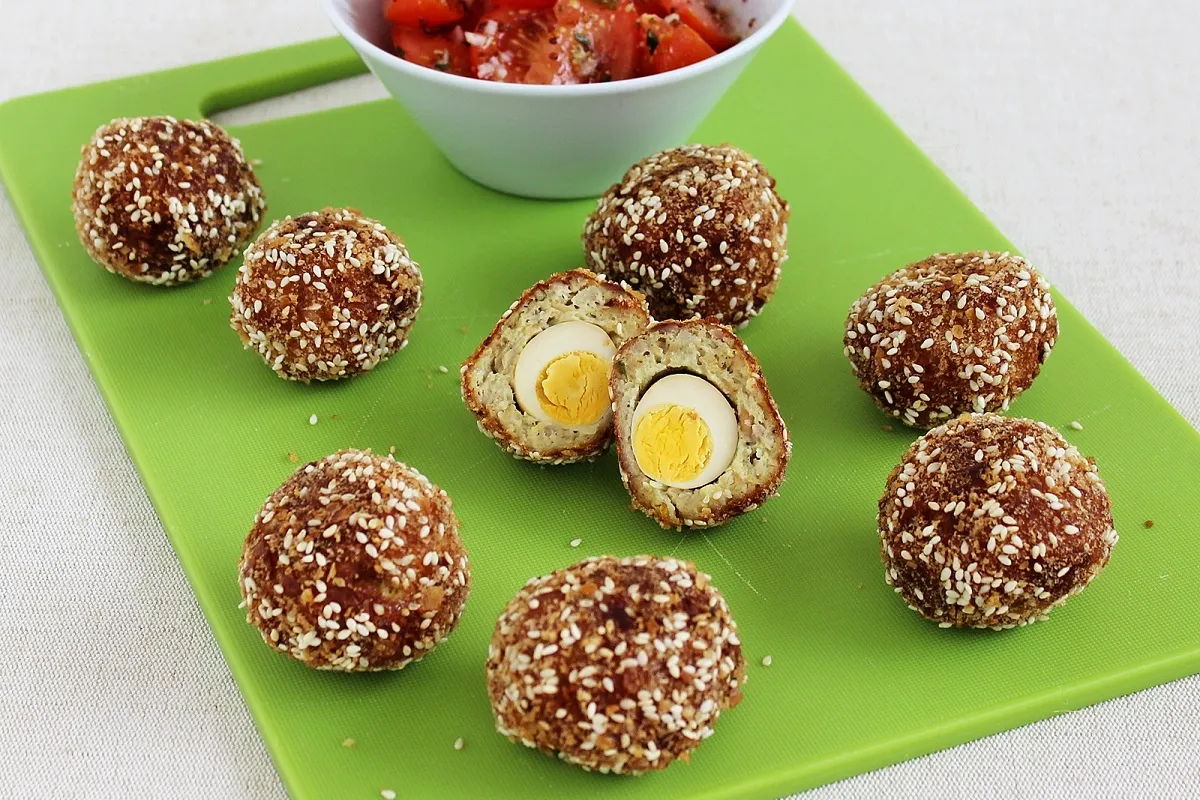 Szezámmagos-krumplis húsgolyó recept