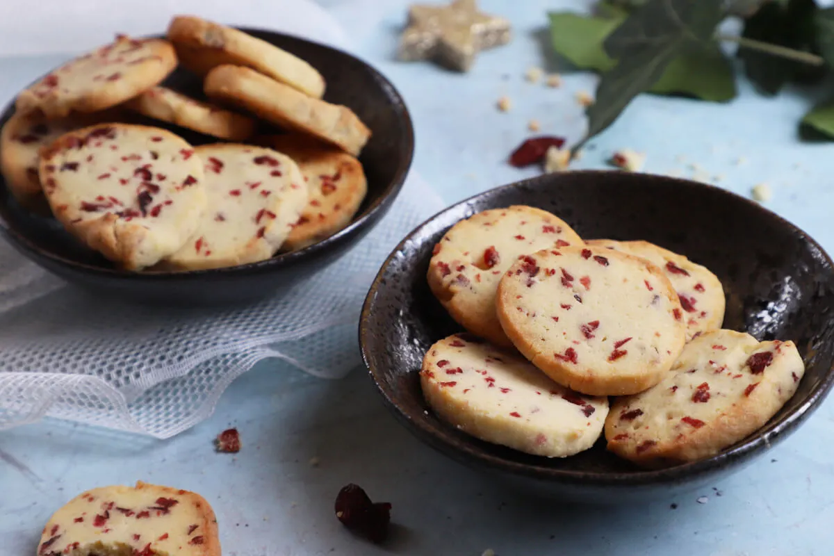 Áfonyás kekszek recept