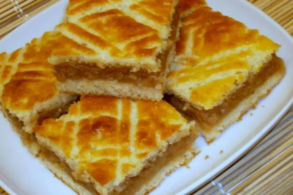 Egyszerű házias almás pite recept