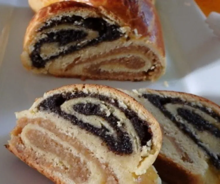 Mákos-kesudiós csavart bejgli recept