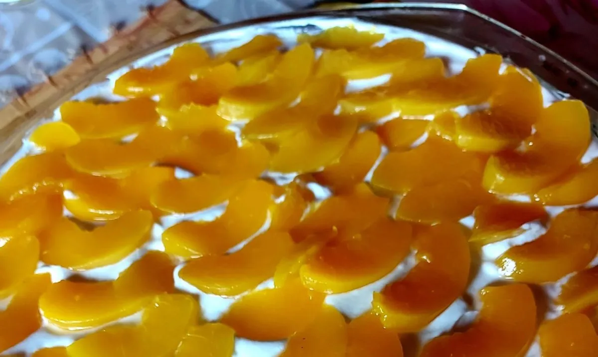 30 perces őszibarackos-krémes desszert recept