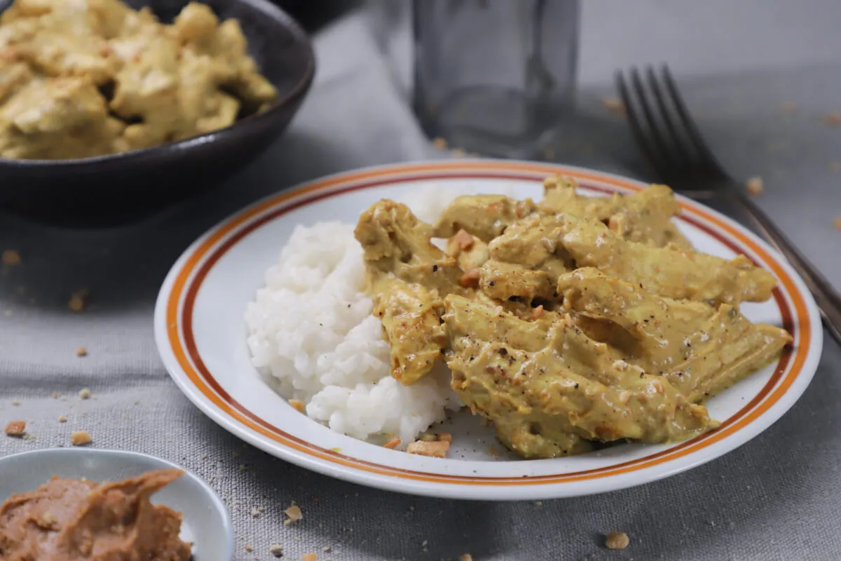 Currys-mogyoróvajas csirkemell 5 hozzávalóból recept