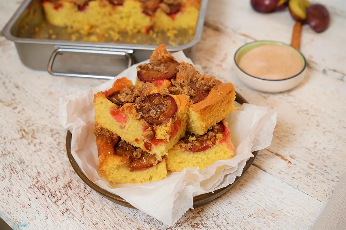 Tepsis szilvás sütemény recept
