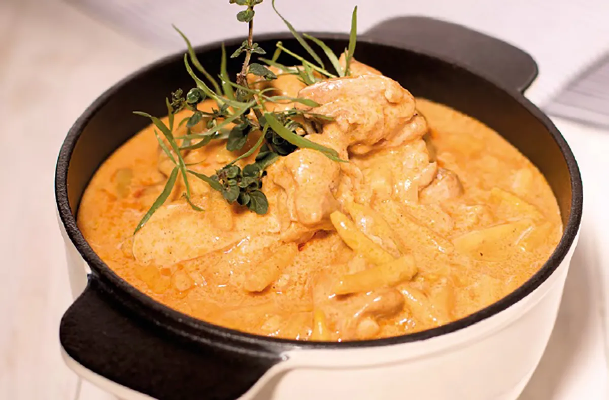 Tárkonyos-palócos csirkeragu recept